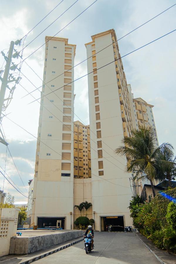 Yong'S Place At Isabelle De Valenzuela Manila Luaran gambar